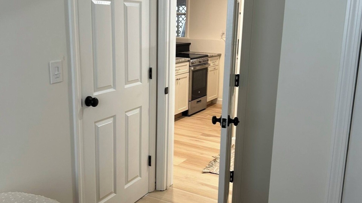 Concord Apartment | Completely renovated 1-bedroom in the heart of Concord Center.