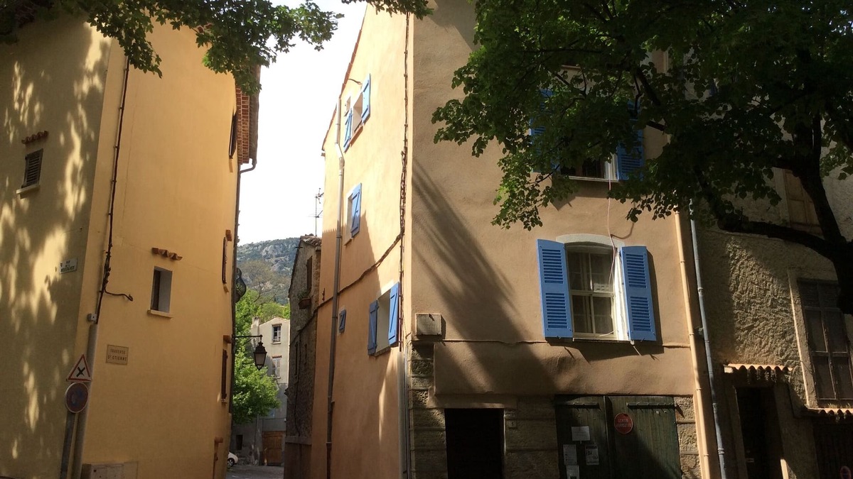 Bargemon Apartment | Completely renovated