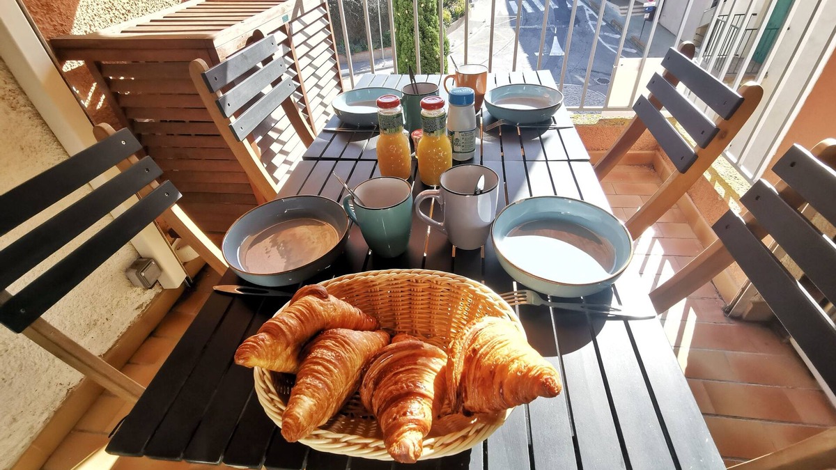 Collioure Apartment | Completely renovated apartment at the foot of the old town of Collioure.