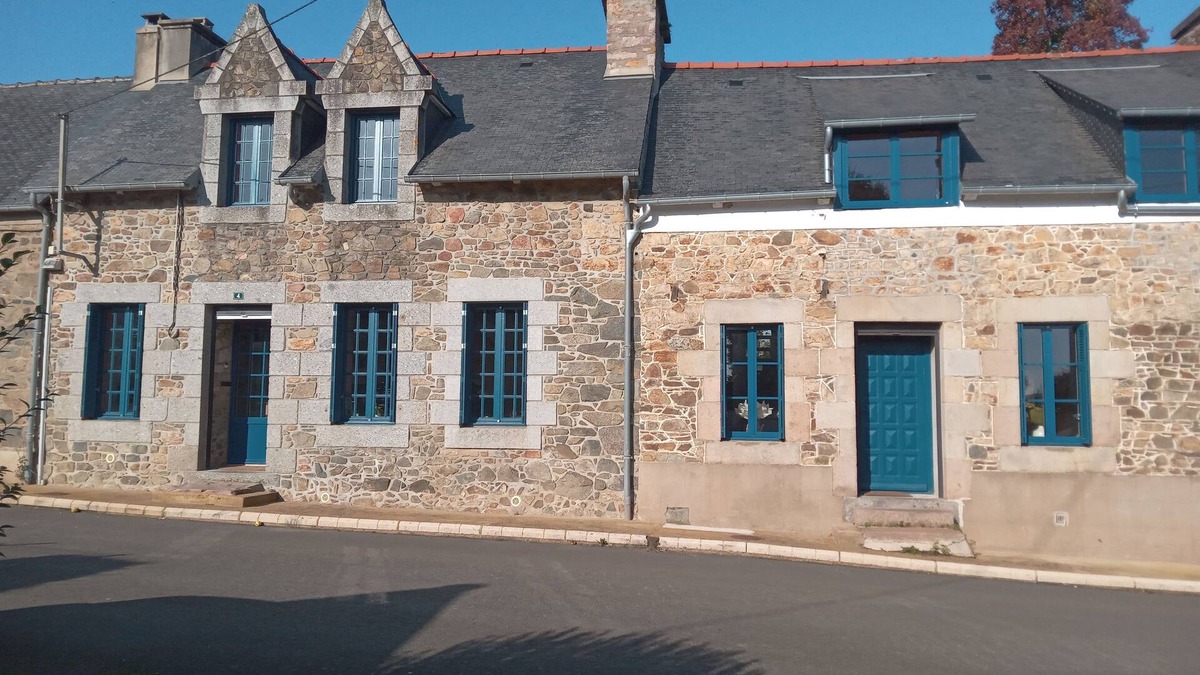 Gommenec'h House | Completely renovated typical Breton house, all comforts, close to the sea