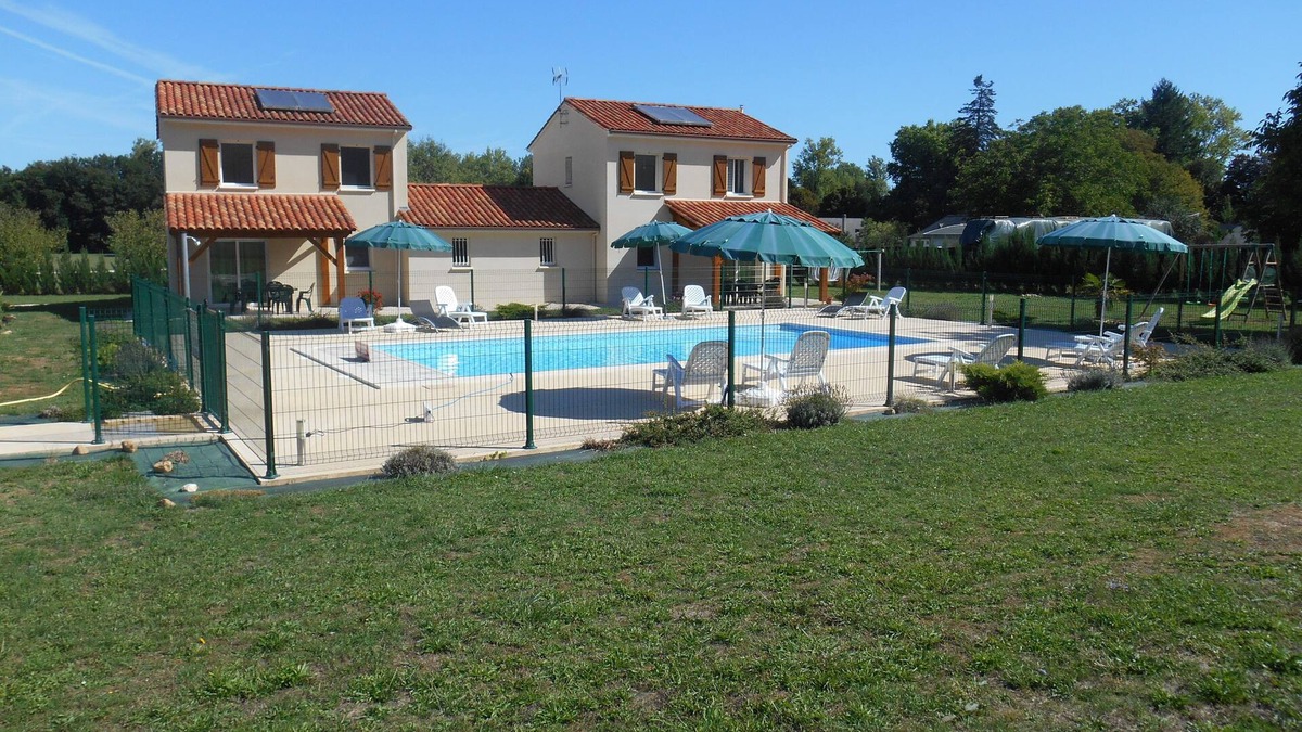 Savignac-les-Eglises House | Complex of 4 self-catering cottages hameaudesaintprivat