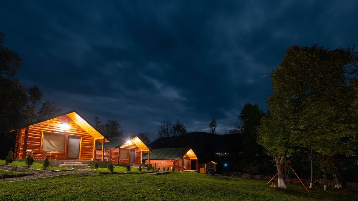 Tesila House | Complex Traisteni Valea Doftanei
