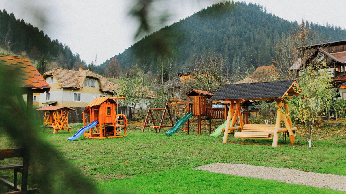 Campulung Moldovenesc House | Complex Turistic Constantin Bucovina