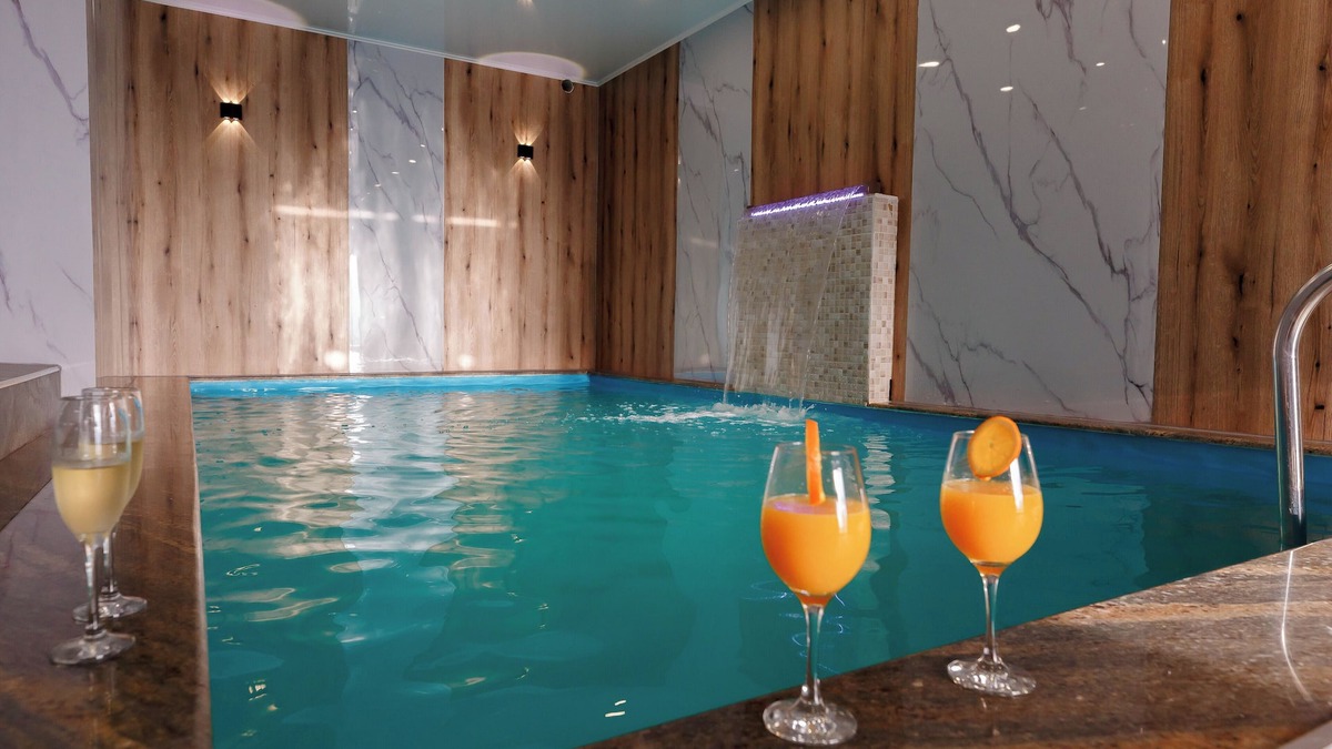 Ranca Hotel | Complex Veverita