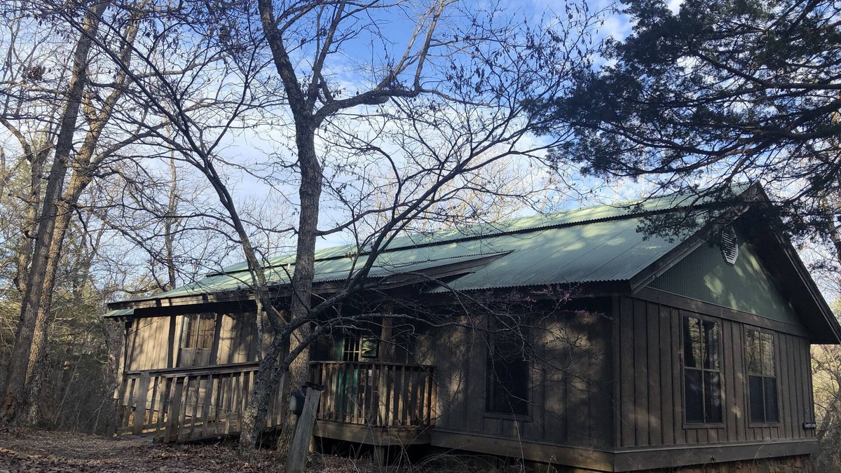 Huntsville Cabin | Compton Lodge in the heart of the Ozark Wilderness