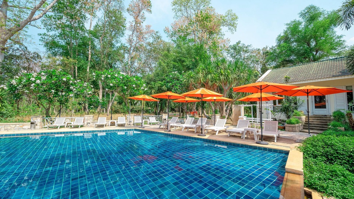 Kanchanaburi Hotel | Comsaed River Kwai Resort