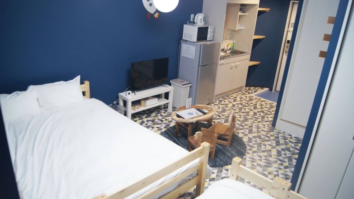 Abeno Apartment | Concept twin 2 double beds separate bath and toi - Room 207/Osaka Ōsaka