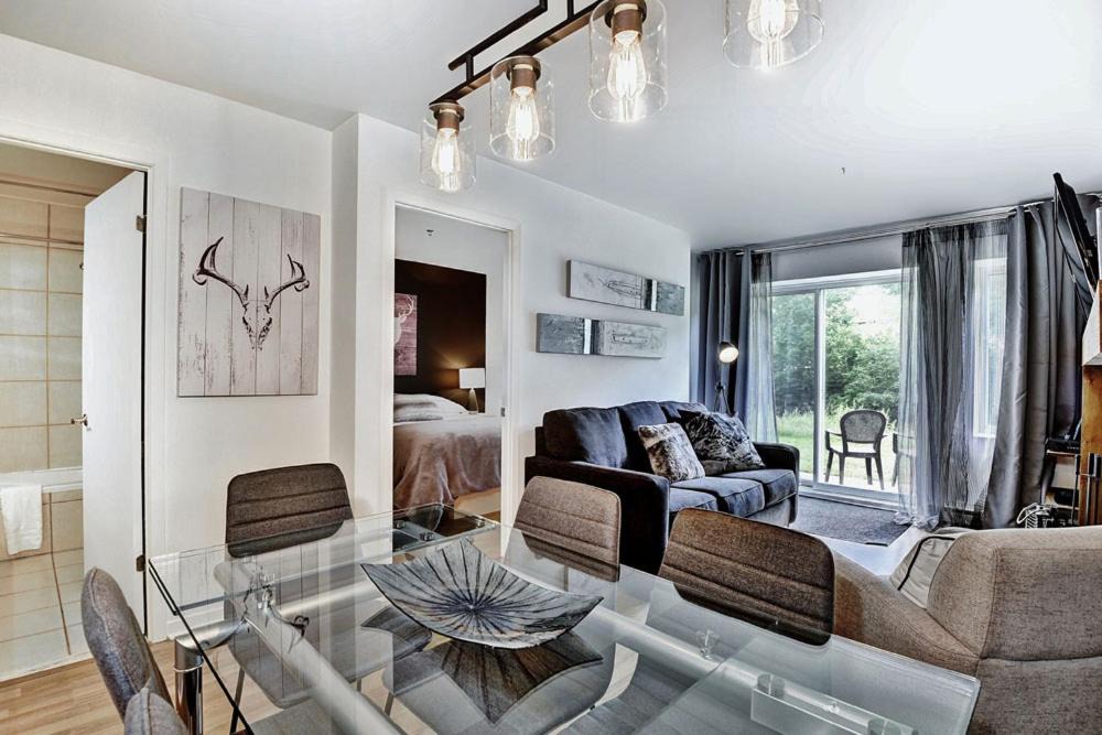 Stoneham Apartment | Condo 006 620 Chemin du Hibou by Les Chalets Alpins
