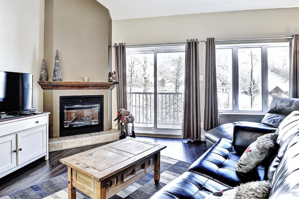 Stoneham Apartment | Condo 306 33 Chemin du Hameau by Les Chalets Alpins