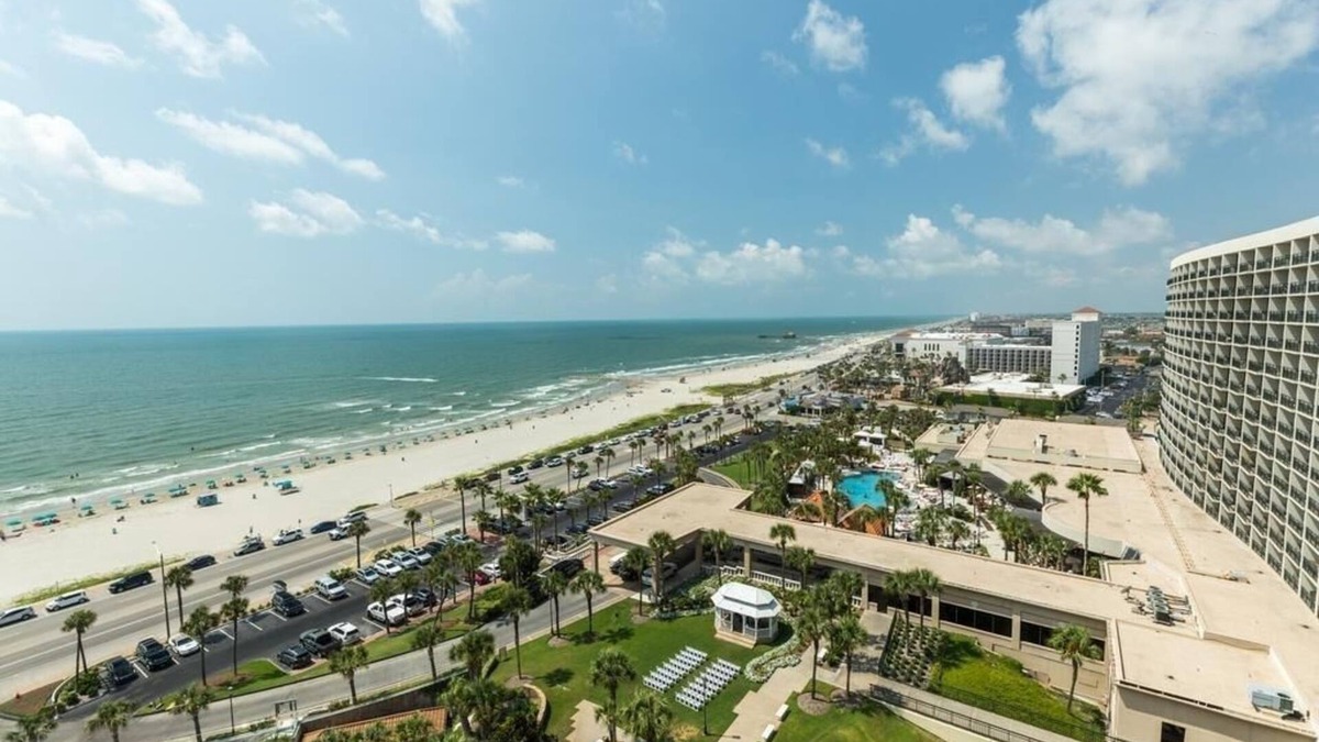 Galveston Condo | Condo at San Luis Resort and Spa, Galveston Texas, overlooking beach and ocean.