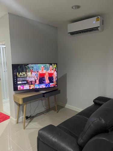 Bang Chak Apartment | Condo beside BTS & True Park