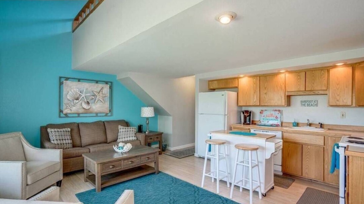 Quincy Condo | Condo in Crescent Bar Resort—20 minutes from the Gorge amphitheater.