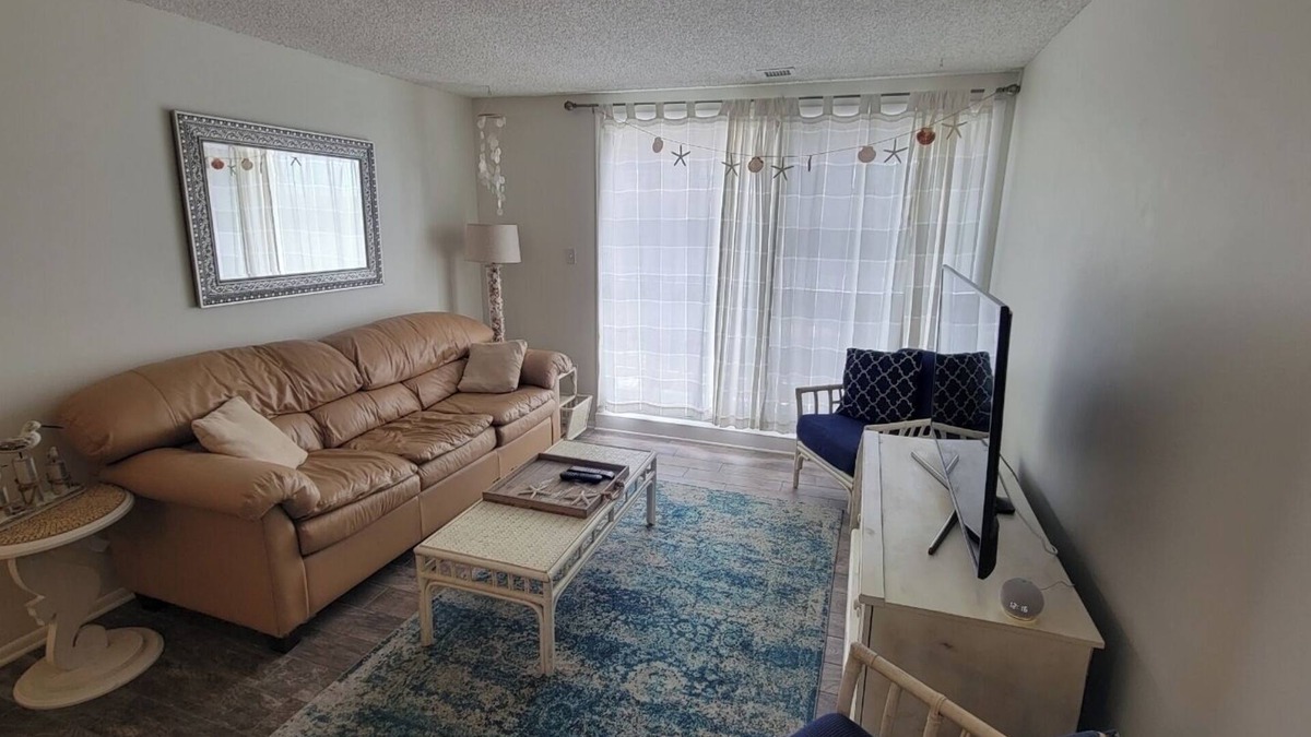 Sea Isle City Condo | Condo in the Heart of Sea Isle: Unit 201