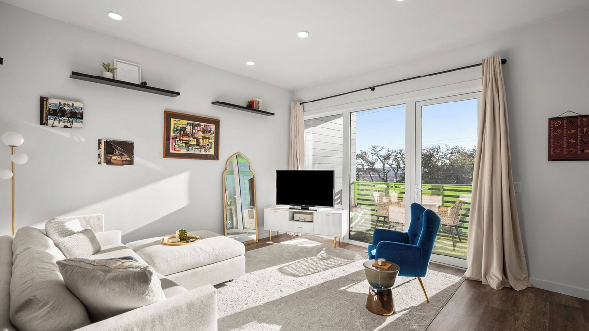 South Manchaca Condo | Condo in Vibrant Austin - 2 Bedroom/1 Bathroom