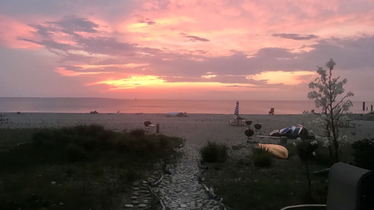 Montauk Condo | Condo on the Sound w/Beautiful Sunsets!