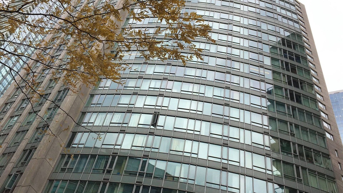 Bay Street Corridor Condo | Condo Studio in Downtown Toronto on Yonge-Dundas