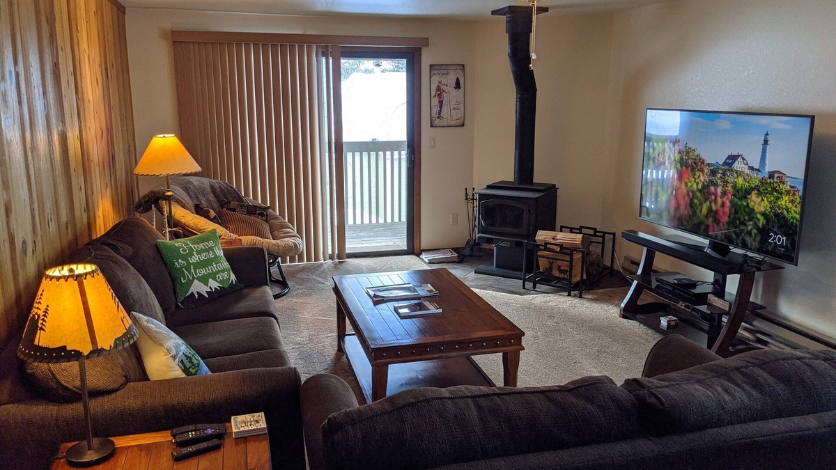 McCall Condo | Condo w/Pool; walk to Davis Beach, Ponderosa Park