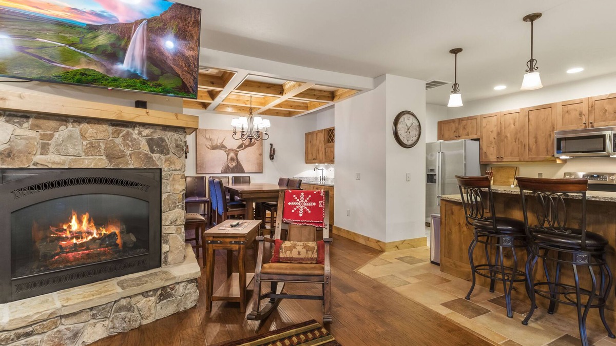 Bigfork Condo | Condo w/private boat slip, fireplace, A/C - Marina Cay Estates Lake Daze