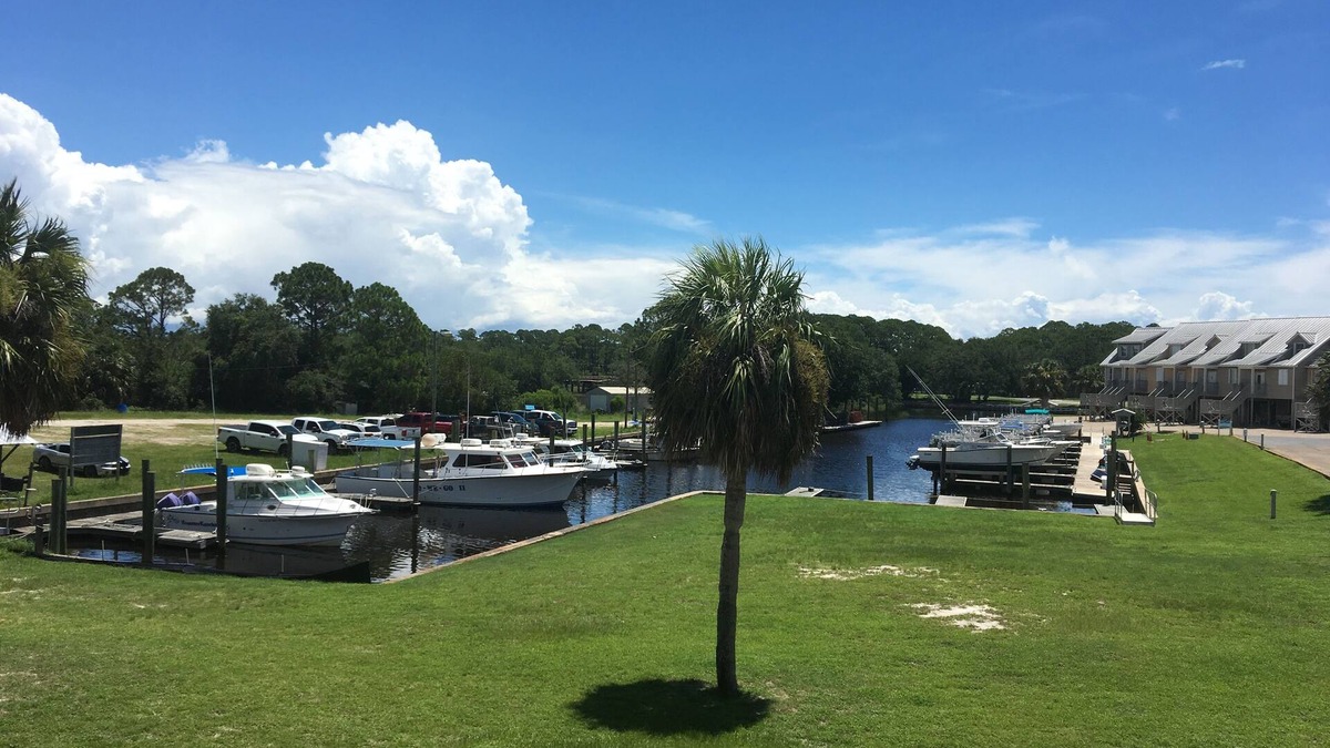 Panacea Condo | CONDO Water front, bay breeze, fishing paradise and family friendly 2 bedroom