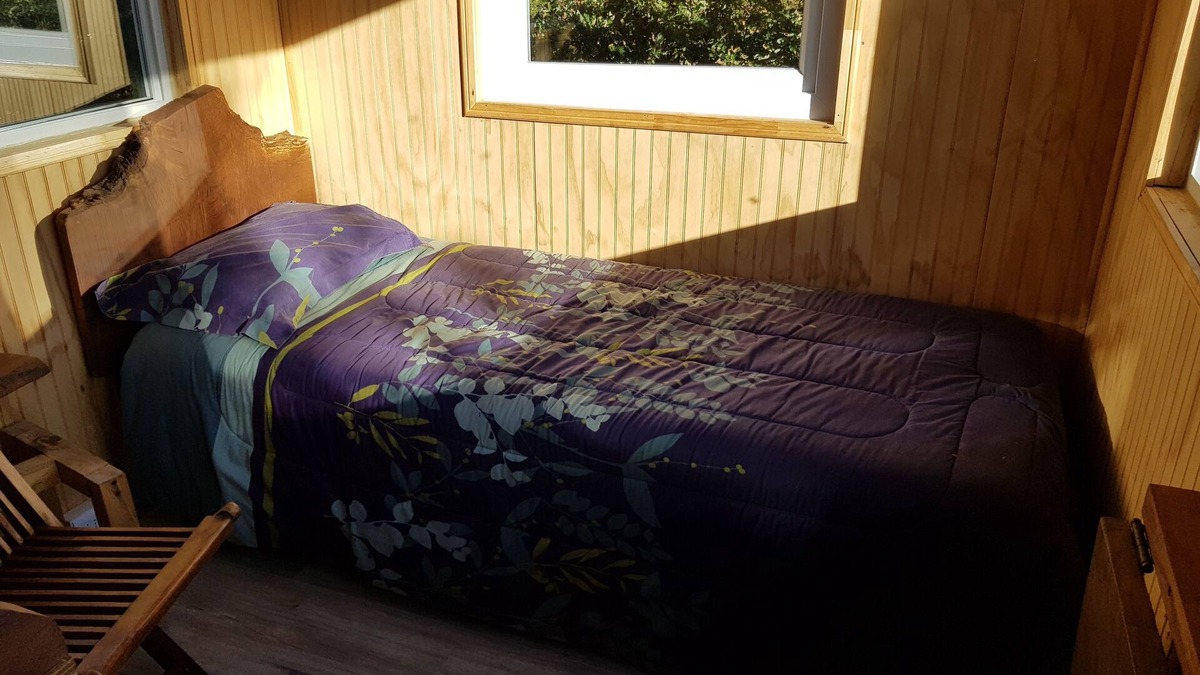 Melipeuco Cabin | Condor Cabin over the trees for 1 person