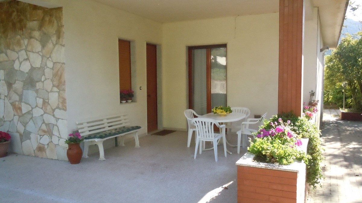 Nicolosi Villa | CondoR House on the slopes of Etna