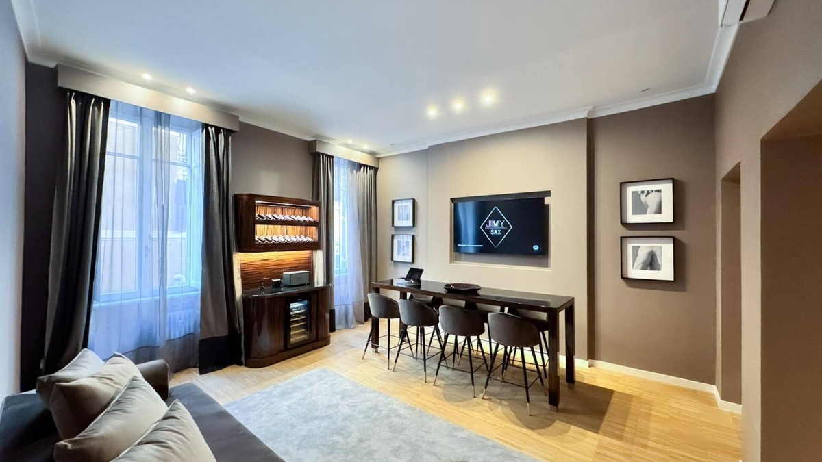 Rione VIII Sant'Eustachio Apartment | Condotti Apartment - Five Bedroom Apartment, Sleeps 10