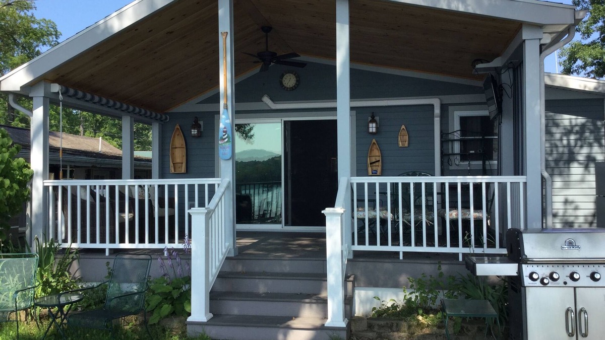 Geneseo House | Conesus Lake Front House All Level Private Next To Very Park Quiet End Of Street