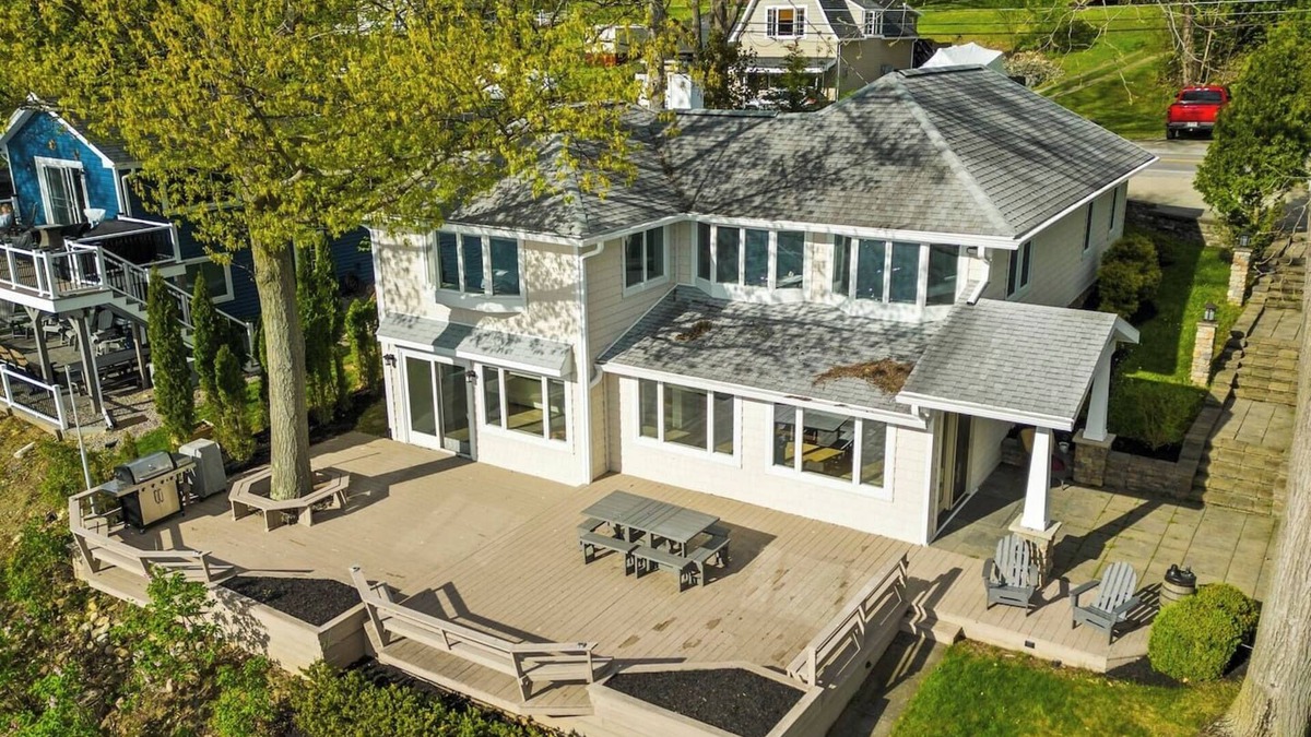 Conesus House | Conesus Lakefront| Dock | Modern Amenities
