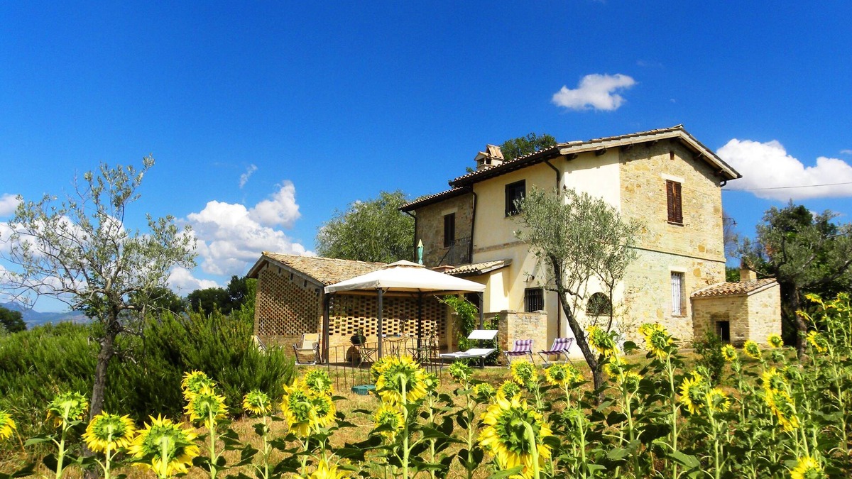 Guzman Other | CONFORTABLE AND NICE HOUSE WITH GORGEOUS VIEW ON HILLS AND ASSISI - 8-9 PEOPLE
