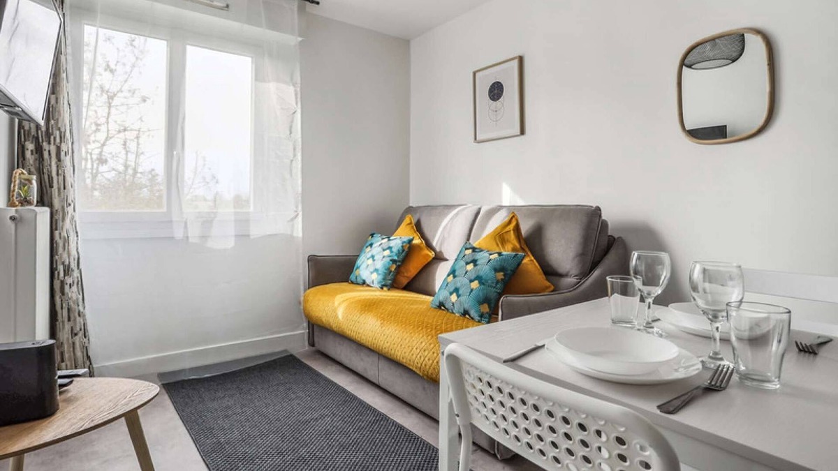 Corbeil-Essonnes Apartment | Confortable studio au centre ville