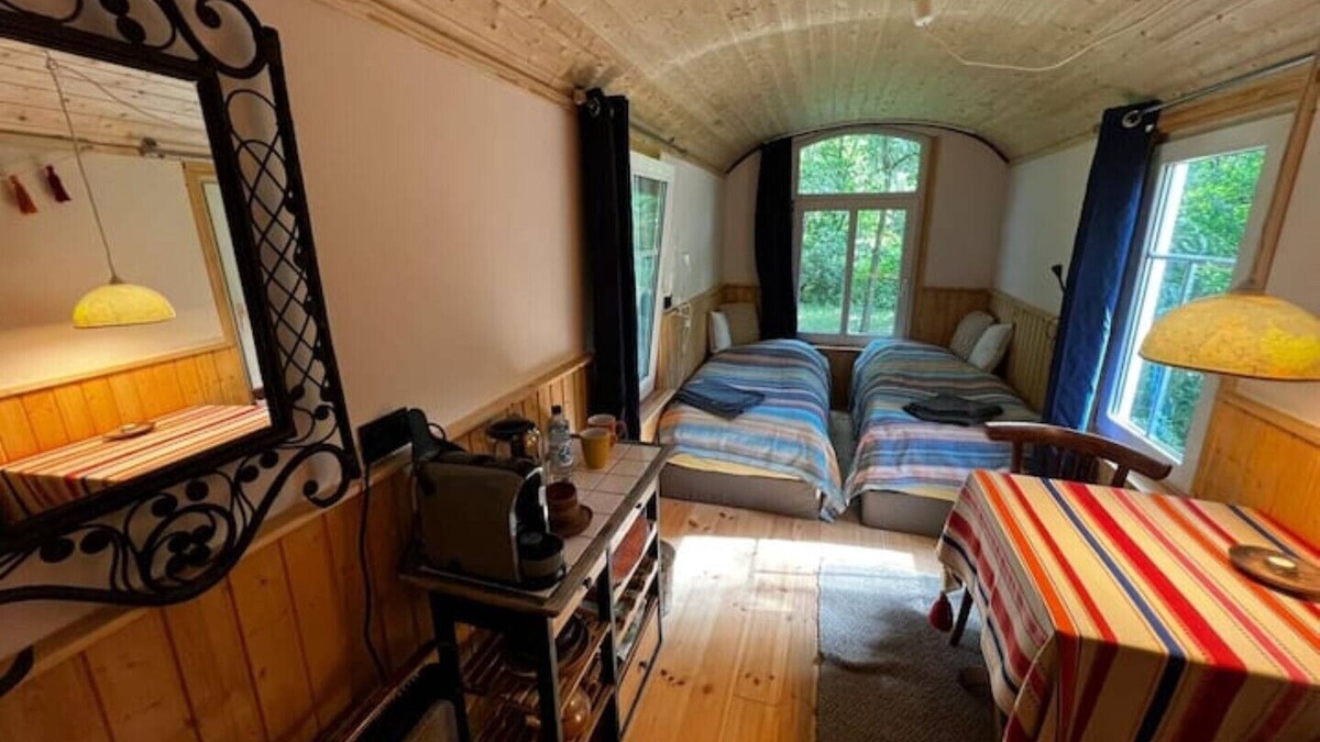 Kleve House | Construction trailer - in the middle of nature