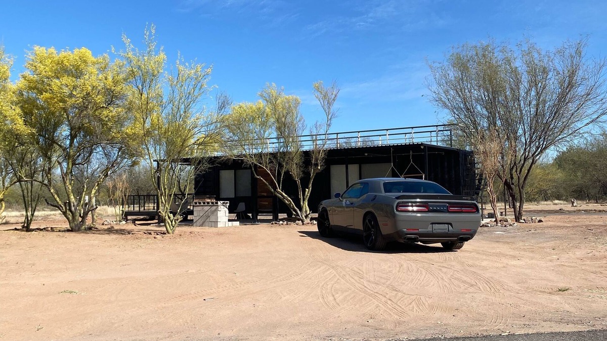Hermosillo Cottage | Container house "green stick house"