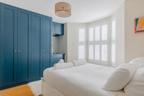 Leabridge Apartment | Contemporary 2BD Cottage-Style Flat Hackney