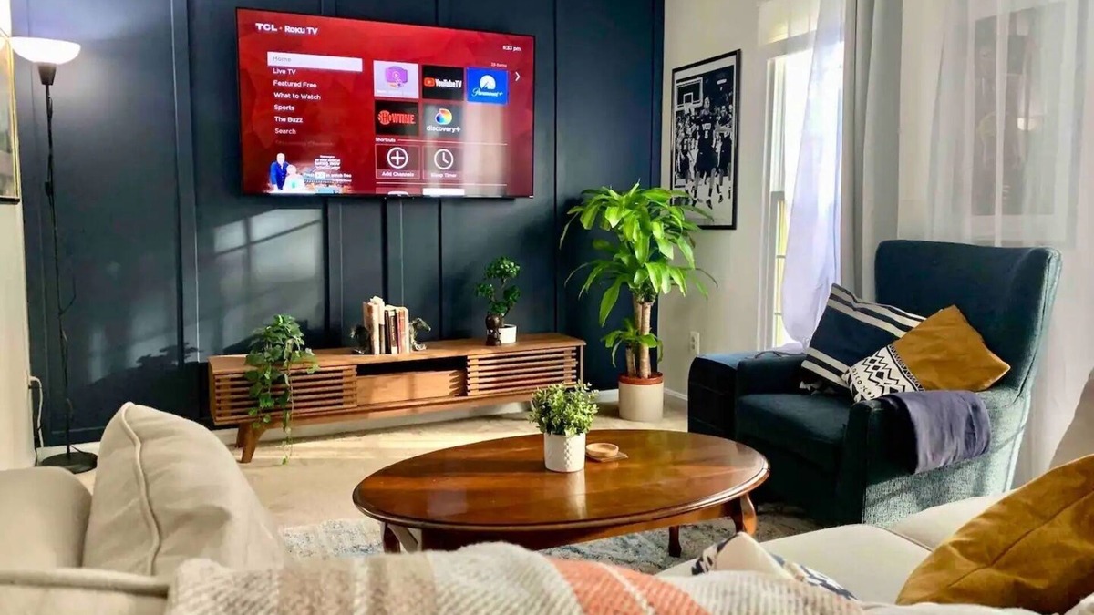 Montgomery Village House | Contemporary 3BR: Large Patio, TVs in Every Room. Heart of Montgomery Village