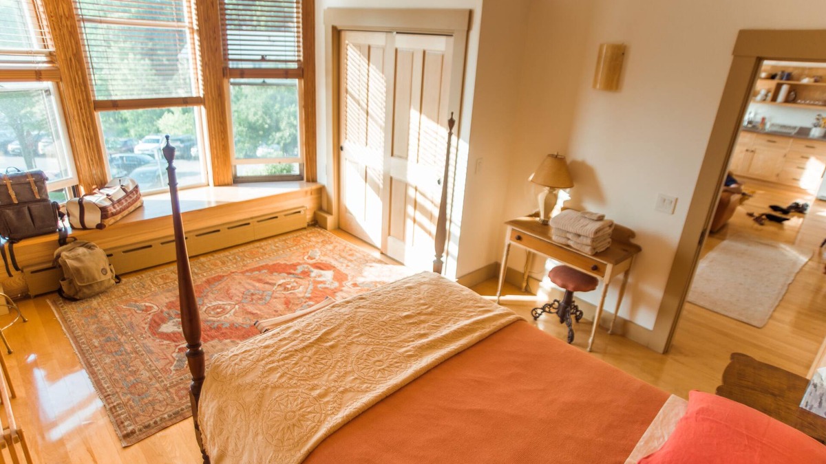 Hardwick Apartment | Contemporary Apartment in Historic 1895 Building