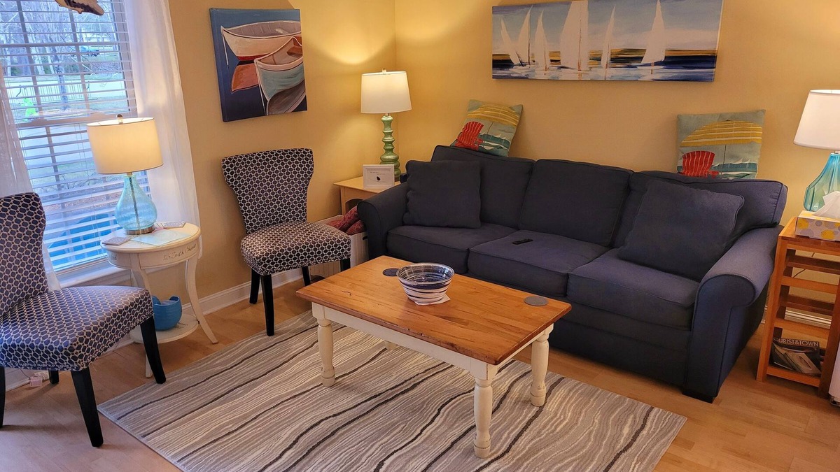 Kennebunkport Condo | Contemporary Beach Condo at The Resort at Goose Rocks- END UNIT 800 sq ft