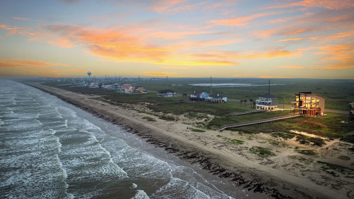 Miramar House | Contemporary beachfront, pet friendly, hot tub, elevator, private boardwalk