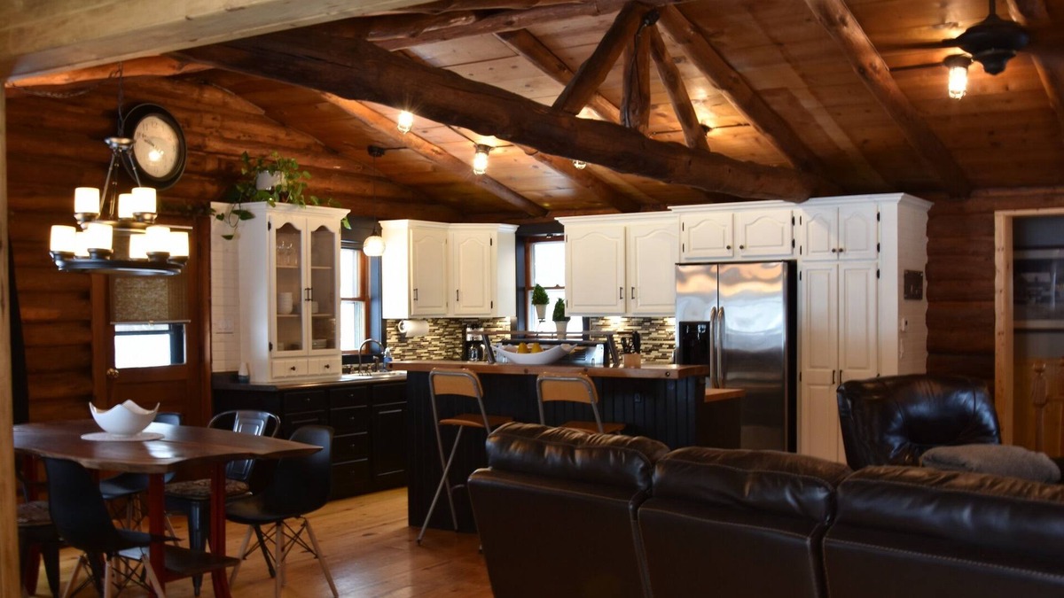 Gaines Cabin | Contemporary Cabin Near Pine Creek, PA Grand Canyon and More