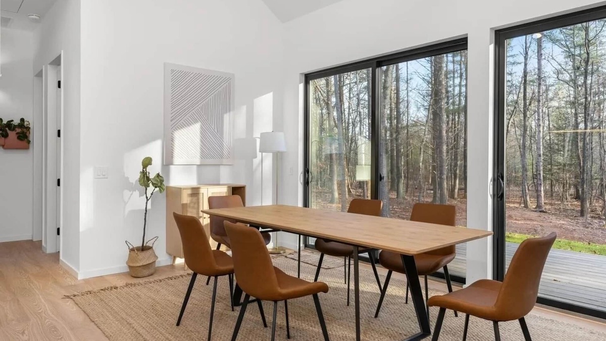 Round Top Cabin | Contemporary Cabin on 1.5 Acres of Land