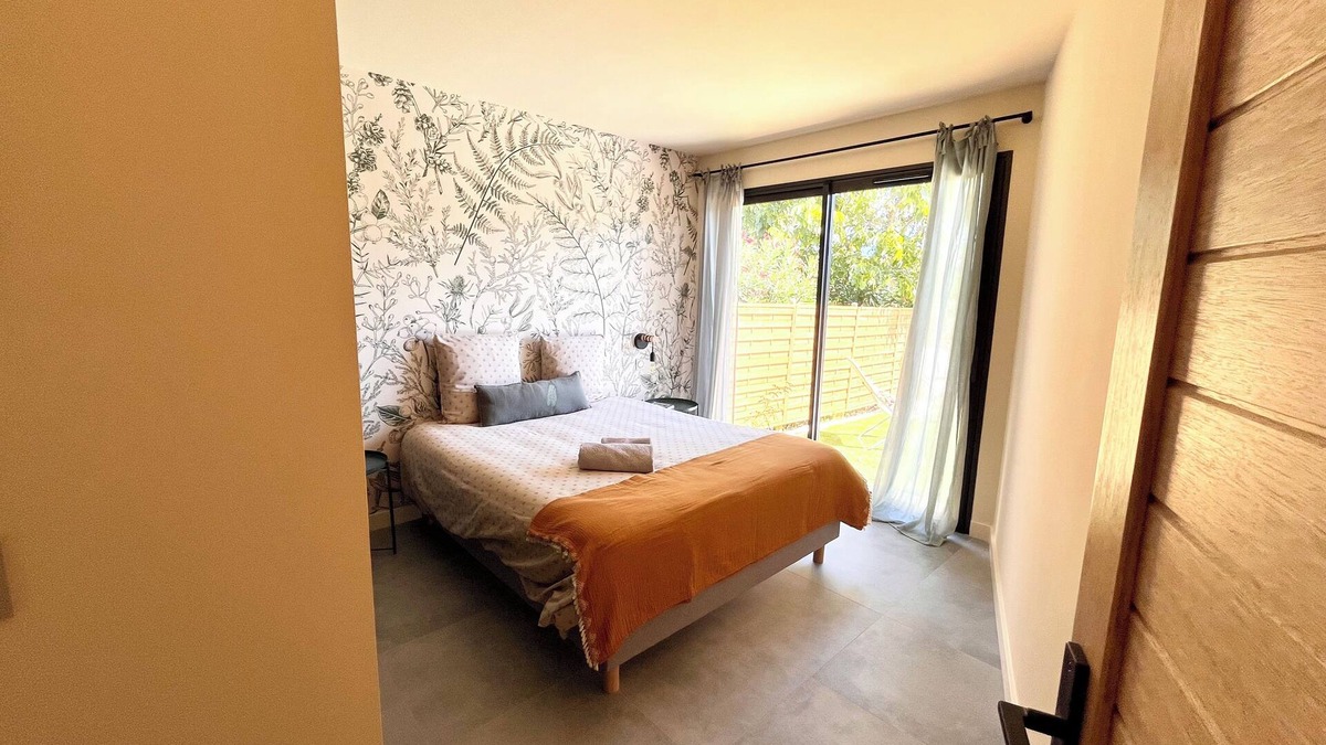 Vaison-la-Romaine House | Contemporary villa La Souchette