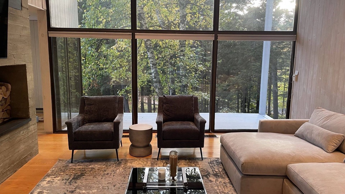 Warren House | Contemporary home with pool and tennis court, 3 mins from Sugarbush