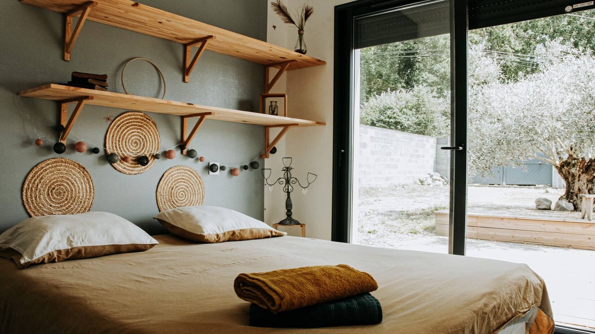 Semeac Villa | Contemporary house facing the forest - Games room with billiards and table soccer