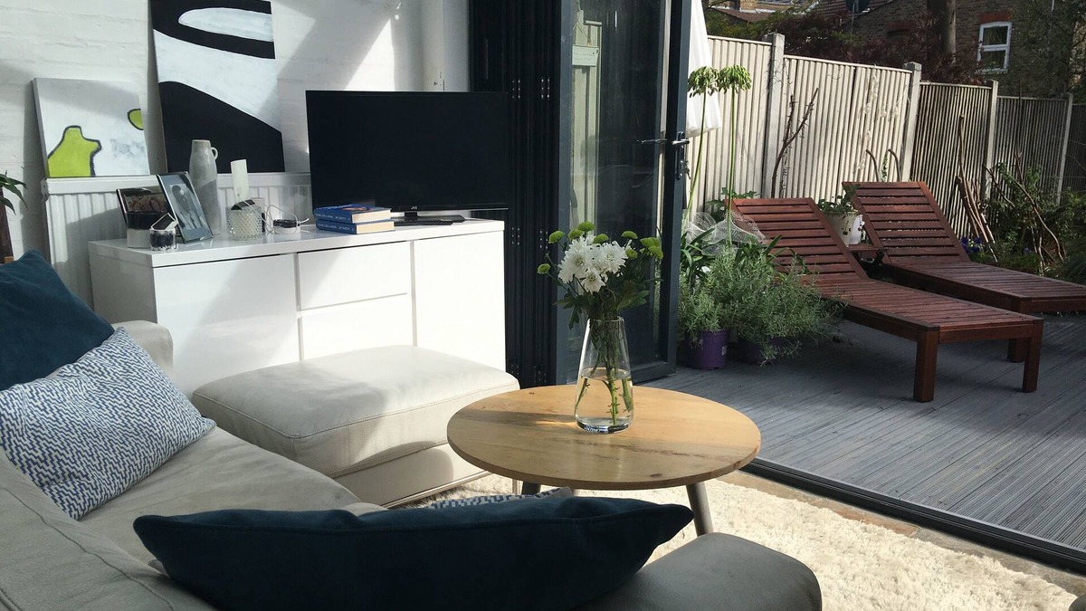 Highams Park House | Contemporary house London 4 minutes walk to station