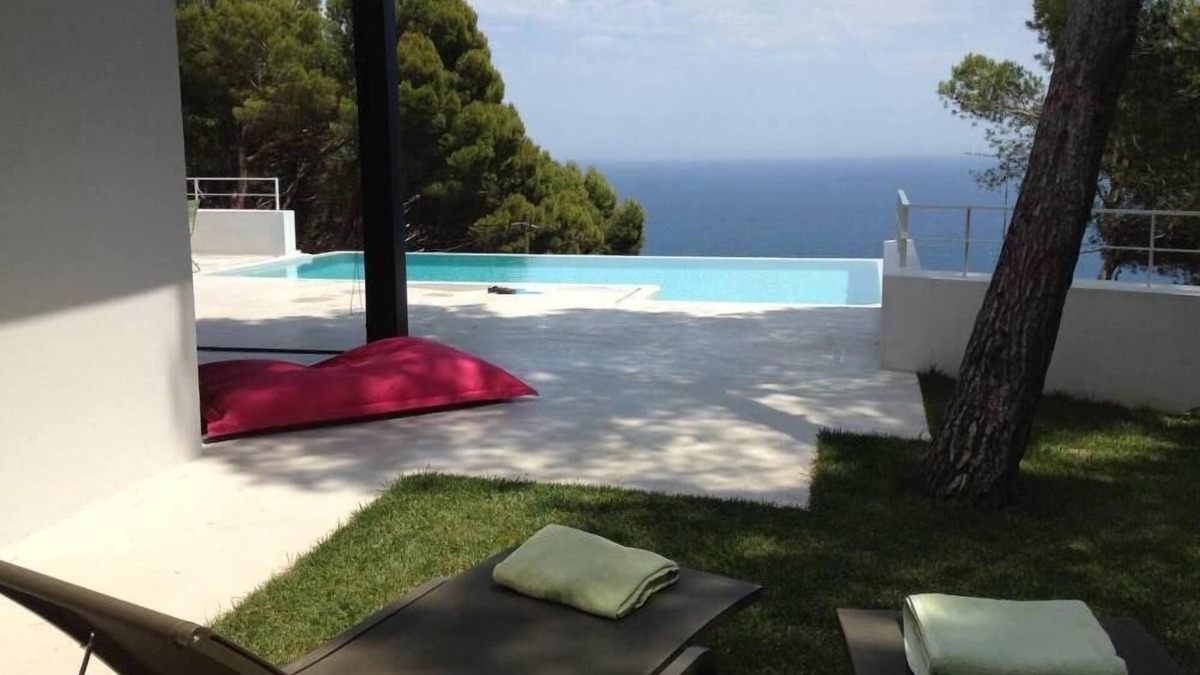 Aiguablava Villa | Contemporary house with a splendid sea view and fiber