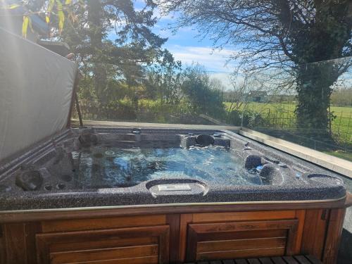 Kilsallaghan Cabin | Contemporary Dublin Suite