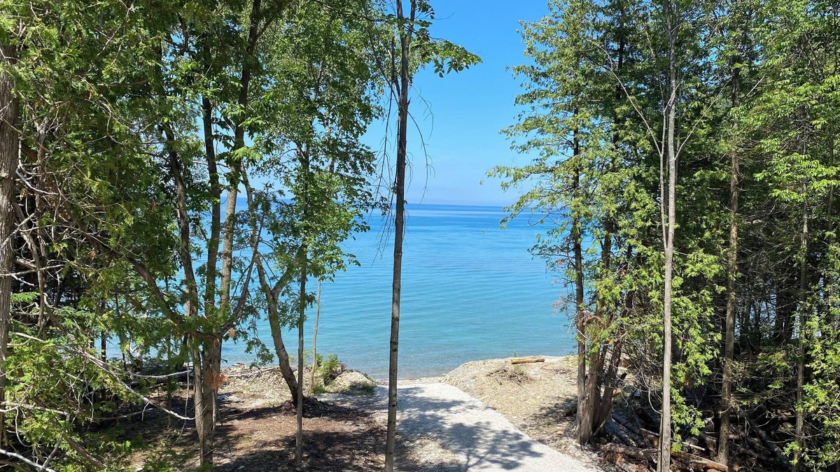 Big Bay Cottage | Contemporary Lake House on the crystal clear shores of Georgian Bay!