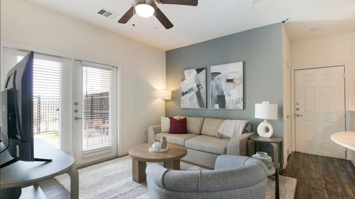 McNeil Apartment | Contemporary large 1BR, in unit Washer/Dryer, FREE parking with all amenities!