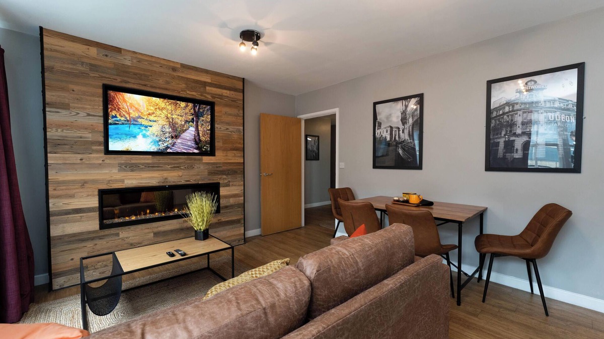 Northern Quarter Condo | Contemporary Loft Living