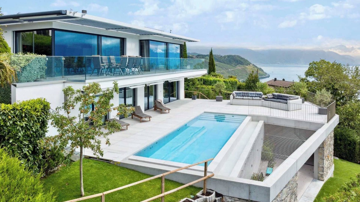 Aran Villa | Contemporary Luxury Villa in Grandvaux