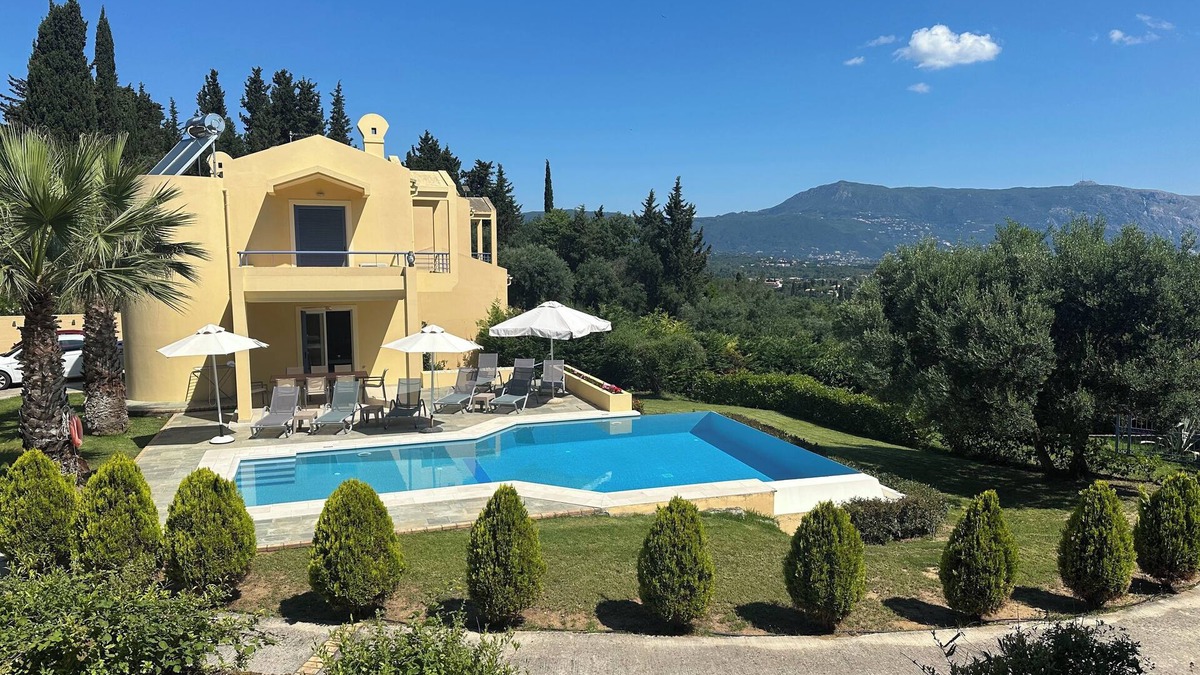 Gouvia Villa | Contemporary & Modern 4 Bedroom Villa | GOUVIA